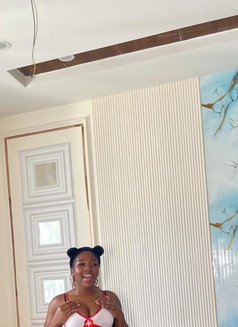 Mona Lisa - escort in Chandigarh Photo 2 of 7