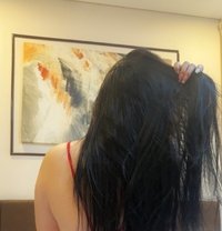 Mona Lux - puta in Jeddah
