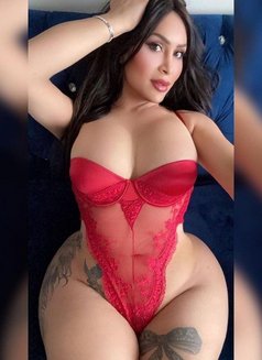 Mona - escort agency in Cairo Photo 2 of 5