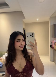 Mona New in Bahrain, Juffair - puta in Al Manama Photo 5 of 6