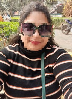 ️🫂🩵 Simi Personal Service Kolkata 🫂🩵 - escort in Kolkata Photo 5 of 5