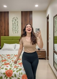 Mona Singh - escort in Indore Photo 3 of 3