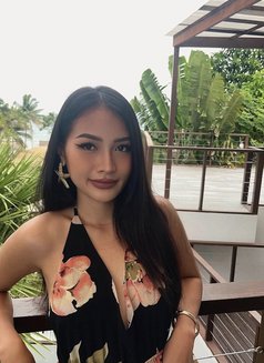 Mona - escort in Bangkok Photo 7 of 8