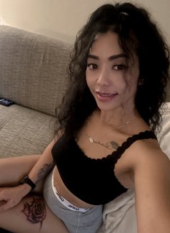 Mona - masseuse in Dubai Photo 5 of 12