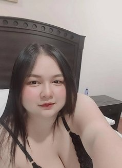 Mona - escort in Khobar Photo 3 of 8