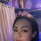 Mona pro masseuse - puta in Muscat Photo 2 of 5