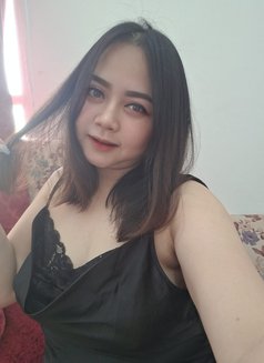 Mona - escort in Muscat Photo 1 of 10