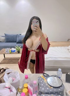 Mona - escort in Riyadh Photo 6 of 6