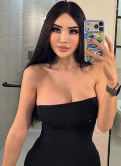 Mona - Transsexual escort in Phuket Photo 6 of 9