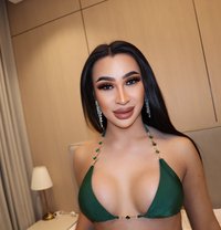 Mona - Transsexual adult performer in Riyadh
