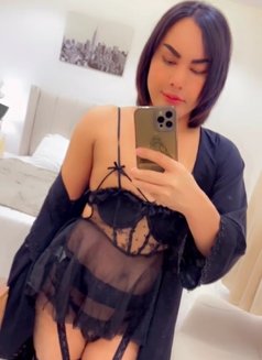 Mona78 🇹🇭🇦🇪 - Transsexual escort in Al Ain Photo 1 of 4