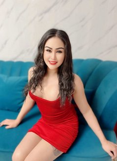 Mona Tini - masseuse in Phuket Photo 17 of 19