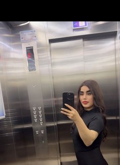 Mona - escort in Muscat Photo 5 of 6