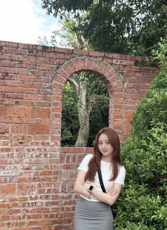 Mona - escort in Hanoi Photo 2 of 8