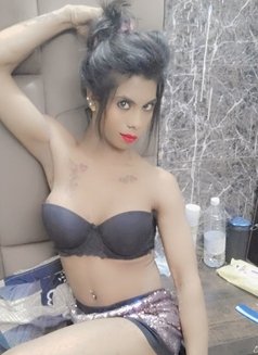 Mona Yadav - Transsexual escort in New Delhi Photo 1 of 7