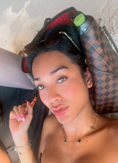 Monabel - Transsexual escort in Krabi Photo 9 of 9
