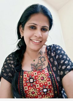 Monal - Transsexual companion in Coimbatore Photo 7 of 8