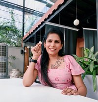 Monal - Transsexual companion in Bangalore