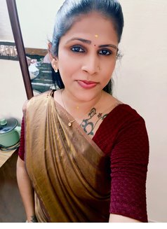 Monal - Transsexual companion in Bangalore Photo 6 of 17
