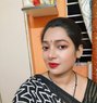 Monali Mukherjee - puta in Kolkata Photo 1 of 12