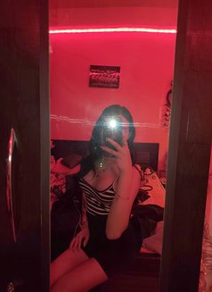 Monalisa - Transsexual escort in New Delhi Photo 15 of 16