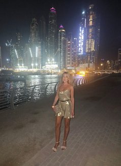 Monalisa - escort in London Photo 1 of 6