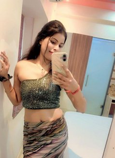 Monalisha Escort Independent Girl - escort in Kolkata Photo 5 of 8