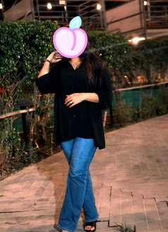 🪷️🪷 𝘔𝘪𝘢 🪷🪷 - puta in Bangalore Photo 1 of 3