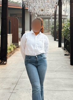 🪷️🪷 𝘔𝘪𝘢 🪷🪷 - puta in Bangalore Photo 3 of 3