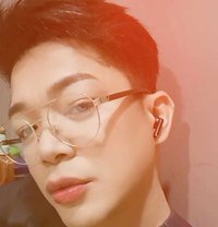 Mondie - Male escort in Abu Dhabi