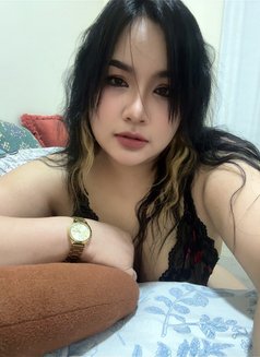 Lyn - Acompañantes masculino in Doha Photo 3 of 8