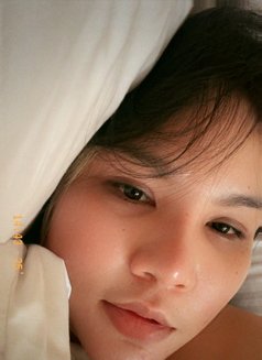 Lyn - Acompañantes masculino in Doha Photo 8 of 8