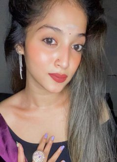 Money buys all the PU$$Y isn’t? .🤍9 - puta in Chennai Photo 15 of 20