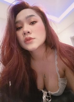 Money - escort in Jeddah Photo 12 of 12