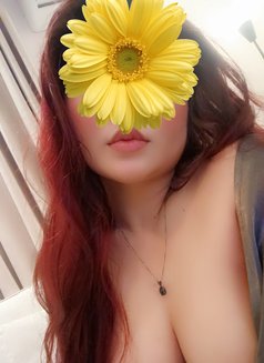 Massage/Foot/Erotic/fullservices - escort in Jeddah Photo 1 of 14
