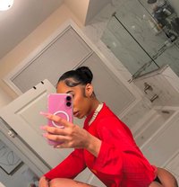 Mongana - escort in Yokohama