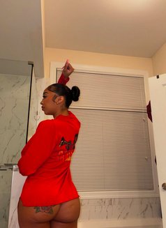 Mongana - puta in Seoul Photo 2 of 4