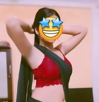 Moni Kapoor - escort in New Delhi