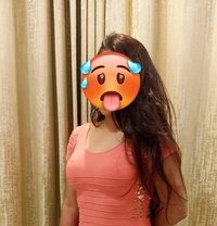 Moni Kapoor - escort in Noida