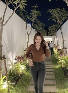 Monic Jakarta - escort in Jakarta Photo 3 of 4