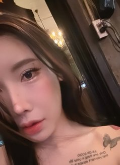 Monica Half Thai-Taiwan - puta in Jeddah Photo 9 of 13