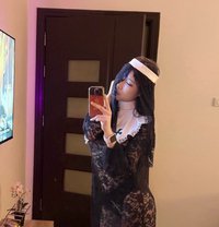 Monica Half Thai-Taiwan - puta in Jeddah Photo 7 of 15