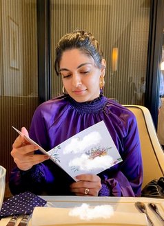 Monica Independent 5*star Luxury, Hotels - Agencia de putas in New Delhi Photo 4 of 5