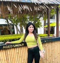 Monica Independent Lucknow Call Girls - puta in Lucknow