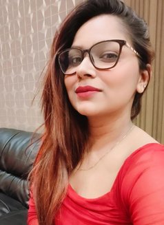 Shreya independent vip call girl - escort in Kolkata Photo 3 of 5