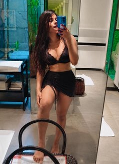 Monica - escort in Bangalore Photo 2 of 4