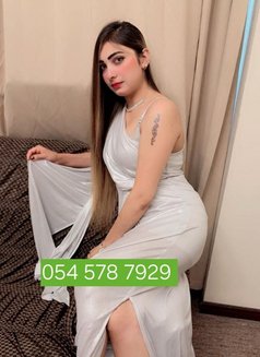 Qanak kaur - puta in Dubai Photo 2 of 9