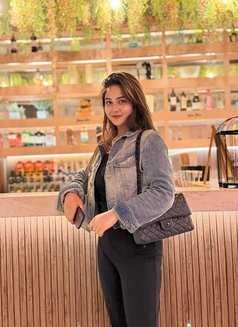 Monica - escort in Mumbai Photo 4 of 4