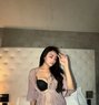 Monica - escort in Singapore Photo 5 of 6