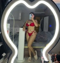 Monica Just Arrived - puta in Dubai